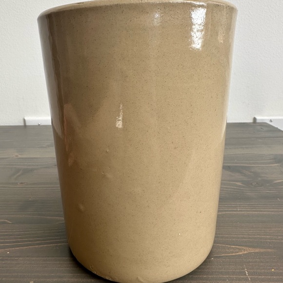 Vintage stoneware crock
Pearsons Chesterfield of England - Picture 2 of 7